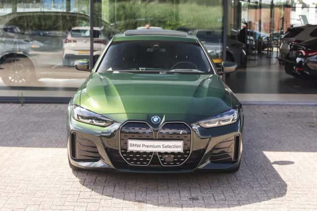 BMW i4 (2024) thumbnail 6