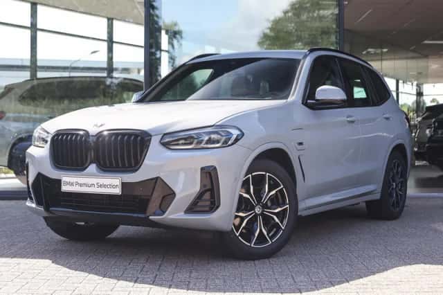 BMW X3 (2022) thumbnail 1
