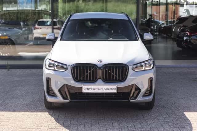 BMW X3 (2022) thumbnail 5