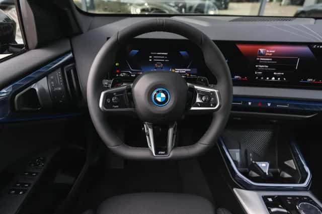 BMW X3 (2026) thumbnail 3