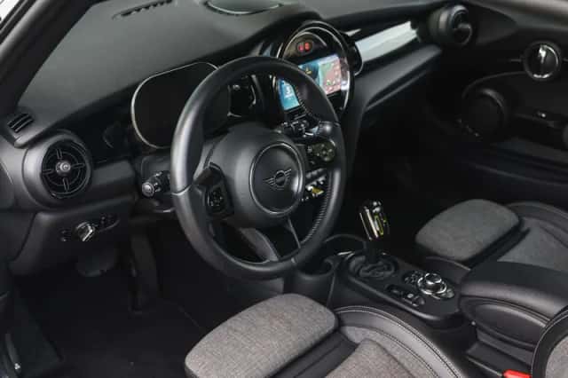 MINI Mini Electric (2021) thumbnail 3