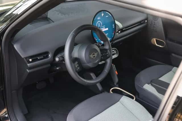 MINI Mini Electric (2026) thumbnail 3