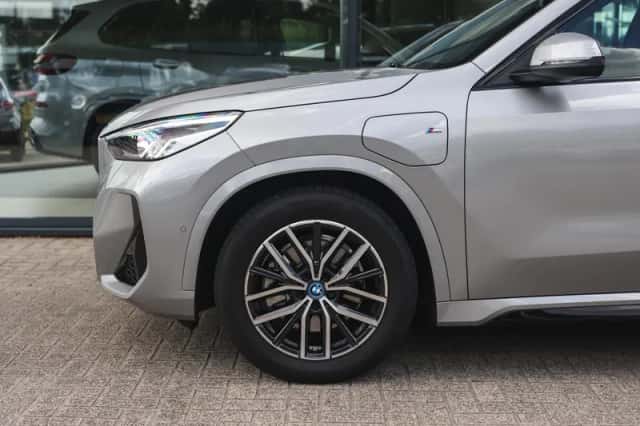BMW X1 (2025) thumbnail 4