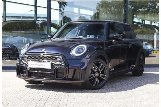 MINI Cooper (2022) thumbnail 1