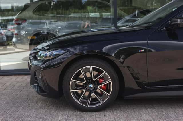 BMW i4 (2025) thumbnail 4