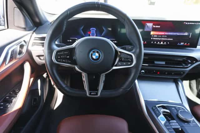 BMW i4 (2025) thumbnail 3
