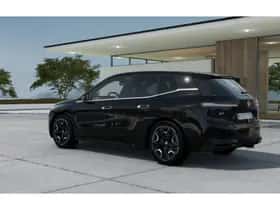 BMW iX (2022) thumbnail 2