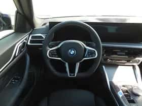 BMW i4 (2026) thumbnail 2
