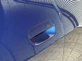 BMW i4 (2026) thumbnail 18