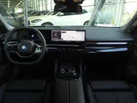 BMW 5-Serie (2025) thumbnail 3