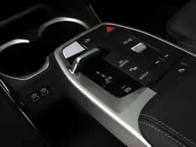 BMW iX1 (2025) thumbnail 13