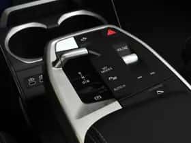 BMW iX1 (2025) thumbnail 35