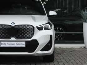 BMW iX1 (2025) thumbnail 8