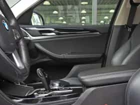BMW X4 (2020) thumbnail 16