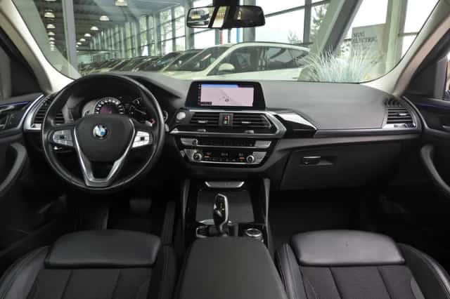BMW X4 (2020) thumbnail 3
