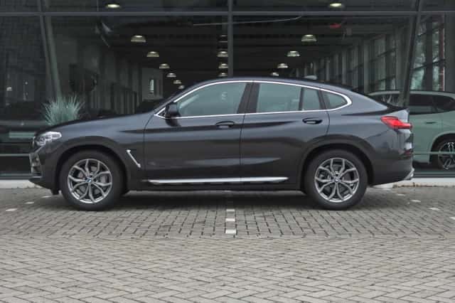 BMW X4 (2020) thumbnail 5