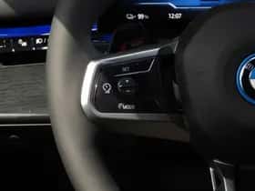 BMW i5 (2026) thumbnail 31