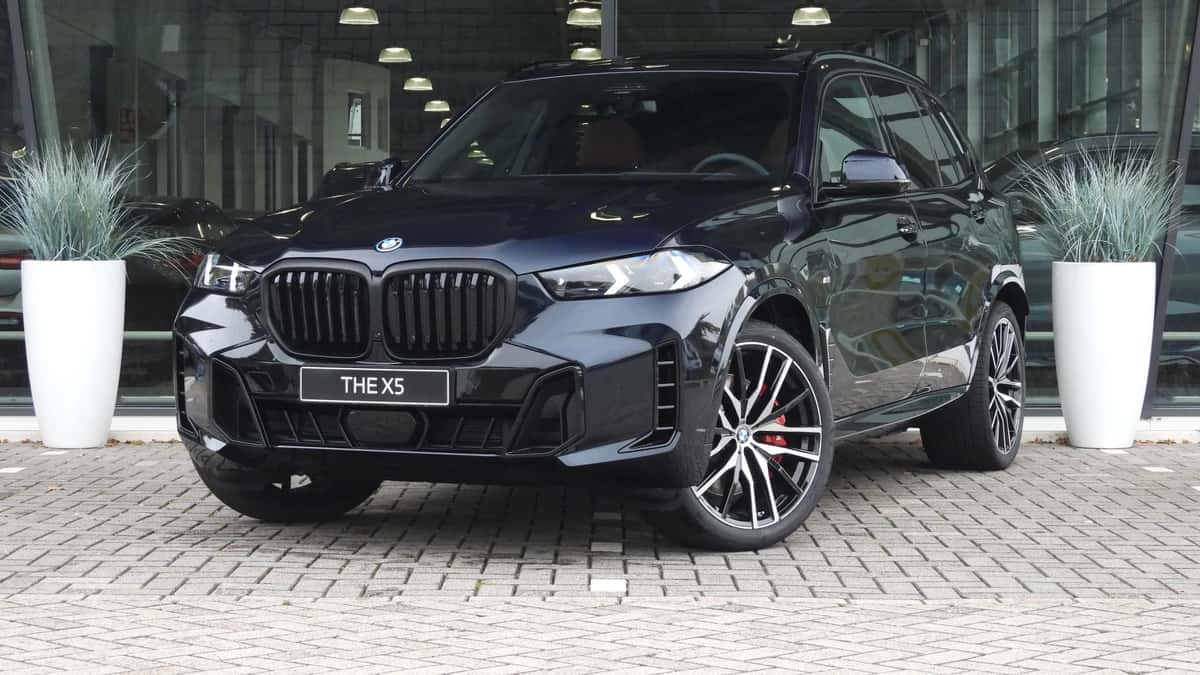 BMW X5 (2026) — foto 1