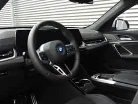 BMW iX2 (2026) thumbnail 14