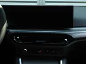 BMW i4 (2026) thumbnail 36