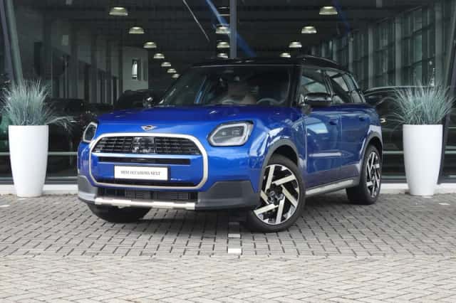 MINI Countryman (2025) thumbnail 1