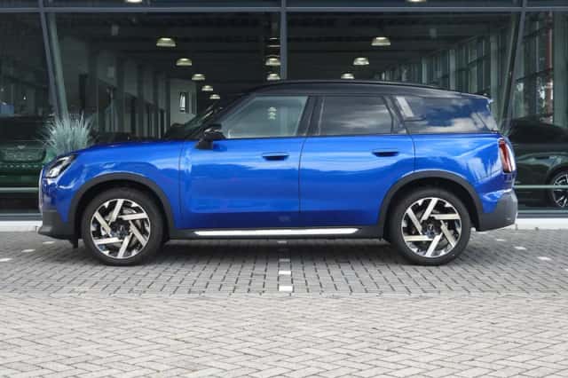 MINI Countryman (2025) thumbnail 3