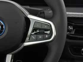 BMW i4 (2026) thumbnail 41