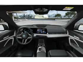 BMW iX1 (2026) thumbnail 6