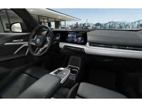 BMW iX1 (2026) thumbnail 10