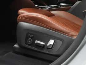 BMW X4 (2021) thumbnail 30