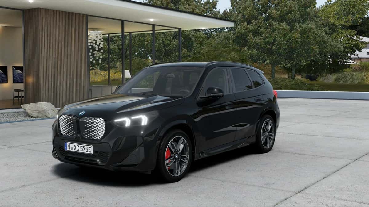 BMW iX1 (2026) — foto 1