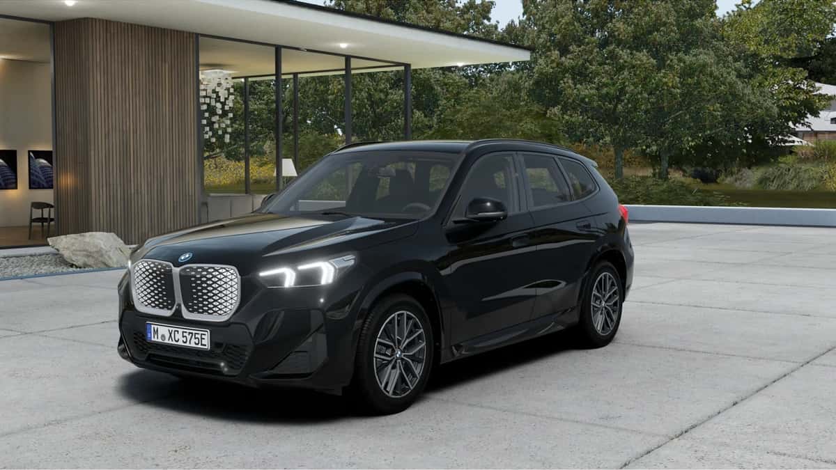 BMW iX1 (2026) — foto 1