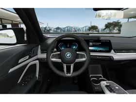 BMW iX2 (2026) thumbnail 9