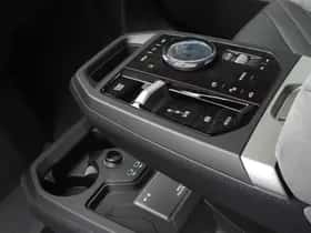 BMW iX (2026) thumbnail 14