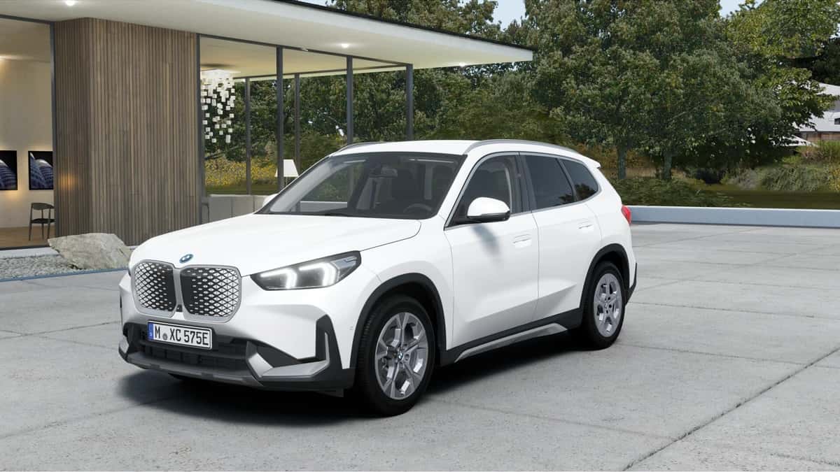 BMW iX1 (2026) — foto 1