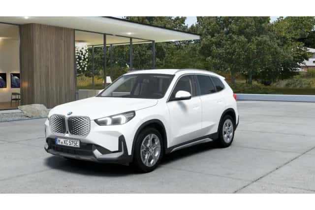 BMW iX1 (2026) thumbnail 1