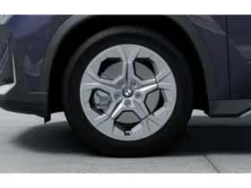 BMW iX1 (2026) thumbnail 8