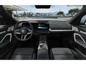 BMW iX2 (2026) thumbnail 6