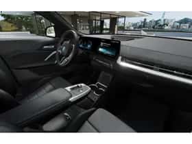 BMW iX2 (2026) thumbnail 10