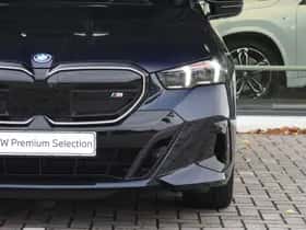 BMW i5 (2024) thumbnail 13