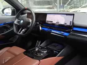 BMW i5 (2024) thumbnail 38