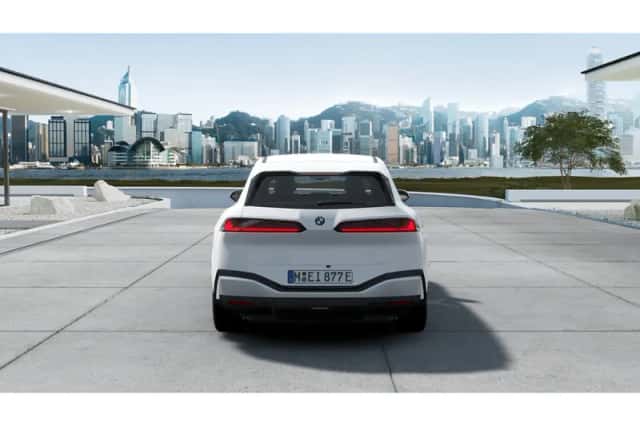 BMW iX3 (2026) thumbnail 4