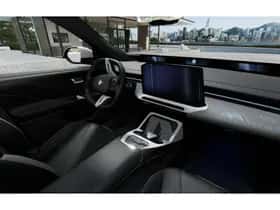 BMW iX3 (2026) thumbnail 8