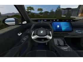 BMW iX3 (2026) thumbnail 9