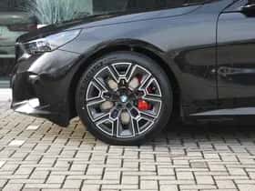 BMW i5 (2026) thumbnail 16