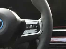BMW i5 (2026) thumbnail 26