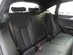 BMW i4 (2026) thumbnail 33