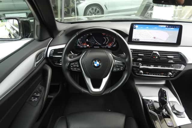 BMW 5-Serie (2022) thumbnail 2
