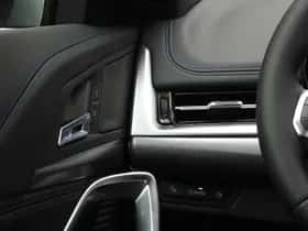 BMW iX1 (2026) thumbnail 30