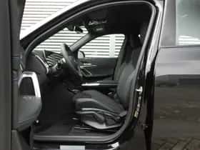 BMW iX1 (2026) thumbnail 10